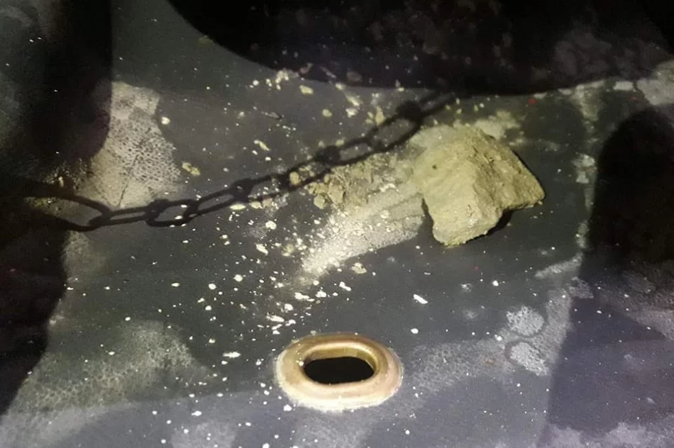 Strażacy podczas interwencji na osiedlu romskim obrzuceni kamieniami - zdjęcie 16