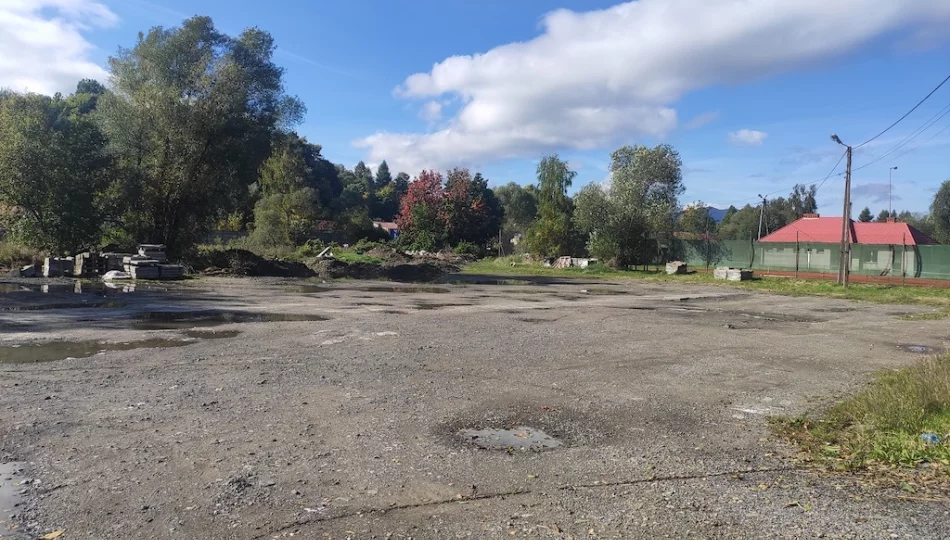 Ruszają prace przy inwestycji - powstanie parking i rowerowe miasteczko - zdjęcie 1