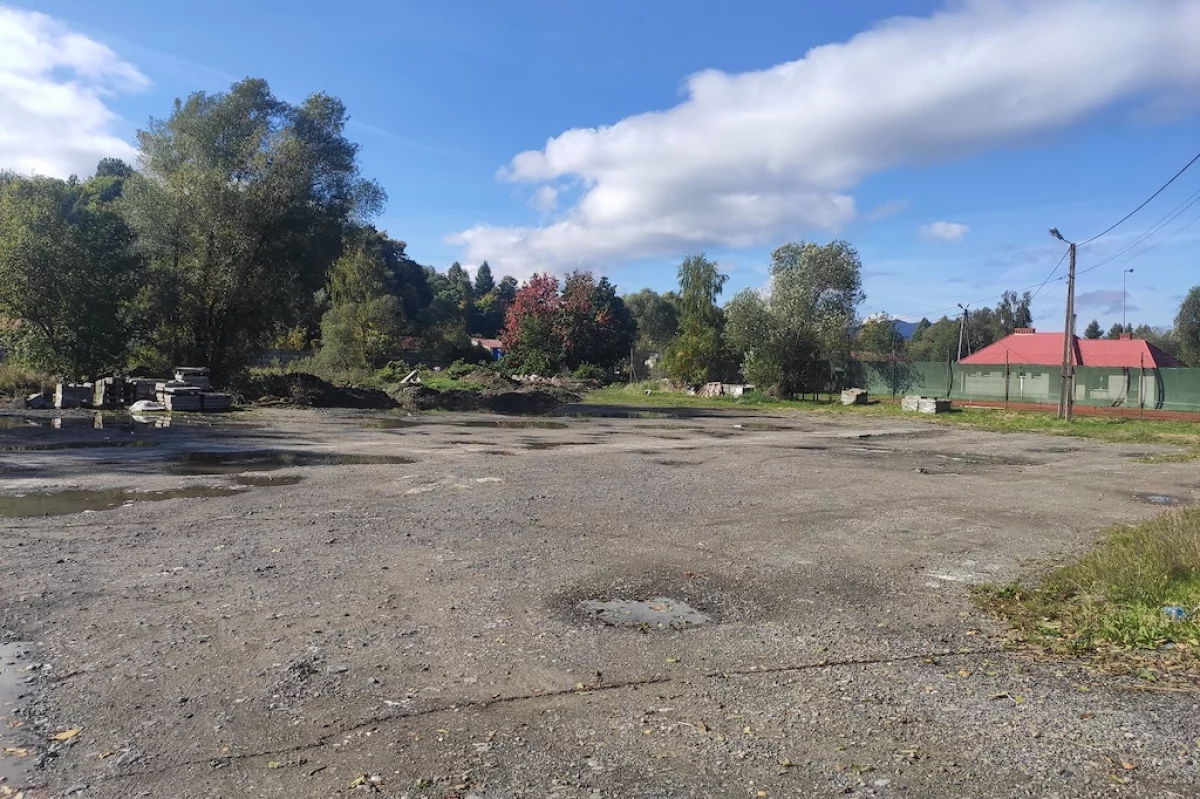 Ruszają prace przy inwestycji - powstanie parking i rowerowe miasteczko