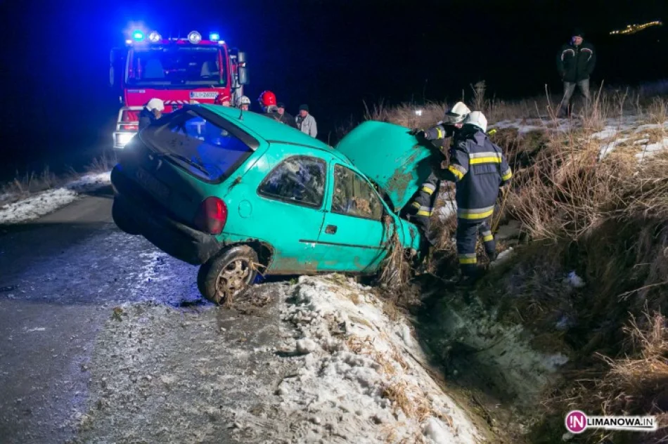 Dachowanie opla, poszkodowana pasażerka - zdjęcie 3