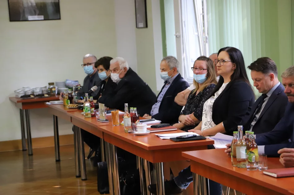 Informacja dot. XIX sesji Rady Gminy Limanowa - zdjęcie 5