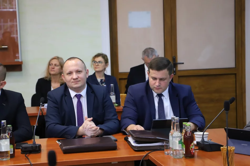 Informacja dot. XIX sesji Rady Gminy Limanowa - zdjęcie 7