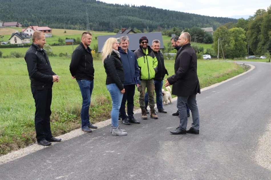 Odbiór dróg gminnych w miejscowościach Mordarka, Wysokie, Siekierczyna - zdjęcie 16