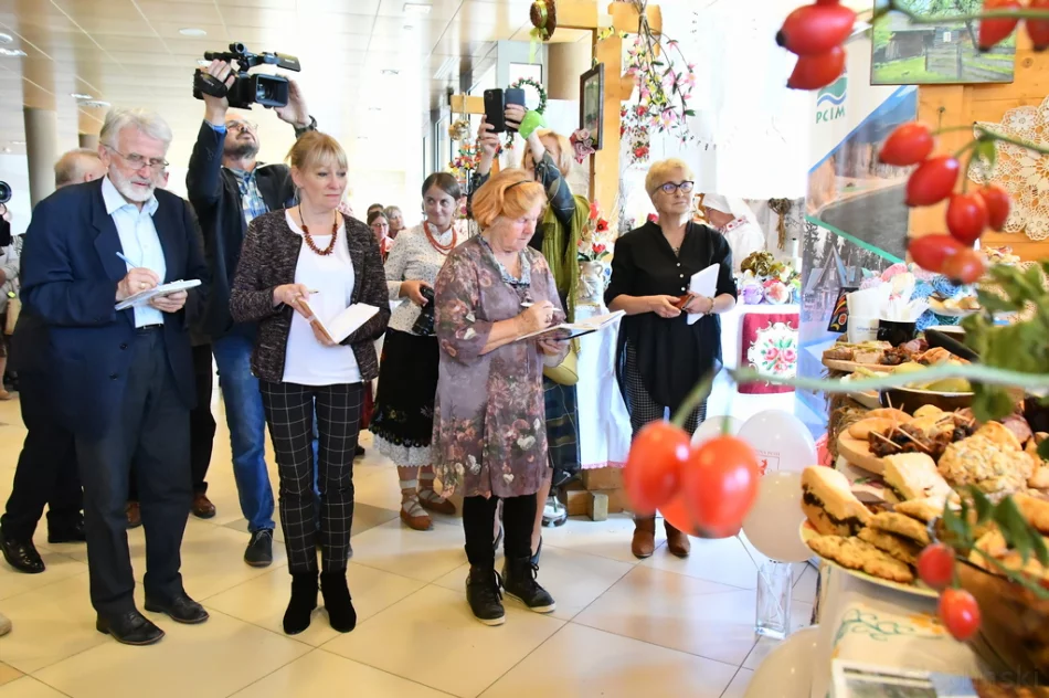 KGW Rupniów-Centrum na podium 11. Małopolskiego Przeglądu Dorobku Artystycznego i Kulinarnego KGW! - zdjęcie 5