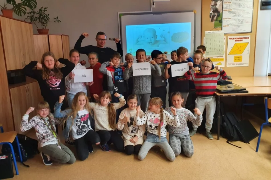 „Porozmawiajmy o problemach, które nas nurtują” – Szkolny Dzień Profilaktyki w ZSP nr 4 w Limanowej - zdjęcie 3