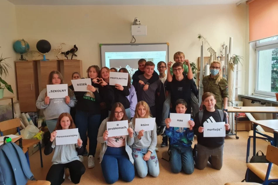 „Porozmawiajmy o problemach, które nas nurtują” – Szkolny Dzień Profilaktyki w ZSP nr 4 w Limanowej - zdjęcie 4