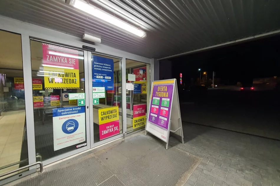 Po przeszło 9 latach Tesco żegna się z Limanową. W jego miejsce wchodzi duńska sieć  - zdjęcie 3