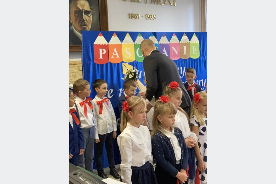 Pasowanie na ucznia w Szkole Podstawowej w Pasierbcu - zdjęcie 5