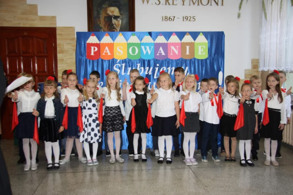Pasowanie na ucznia w Szkole Podstawowej w Pasierbcu - zdjęcie 4
