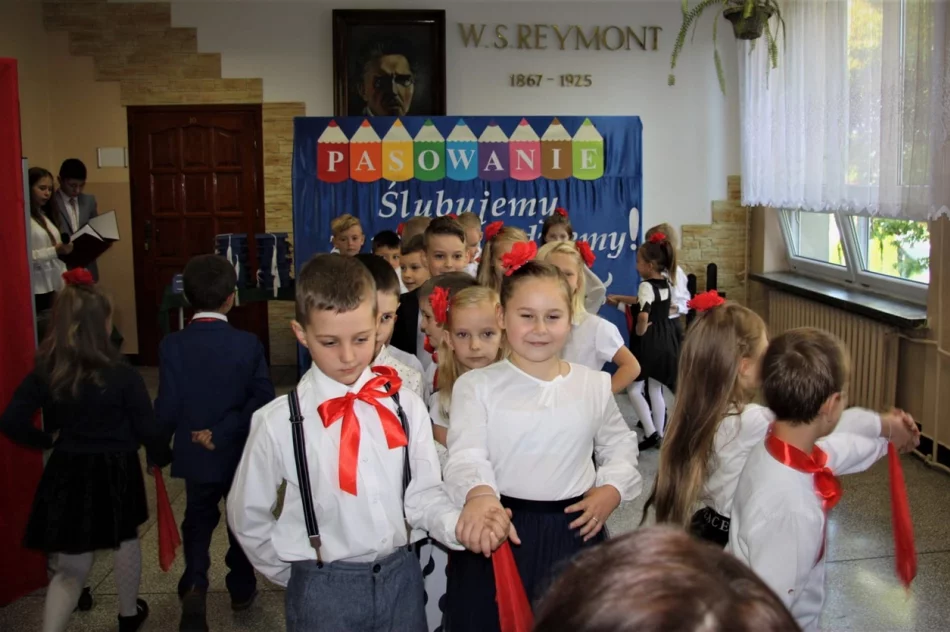 Pasowanie na ucznia w Szkole Podstawowej w Pasierbcu - zdjęcie 20