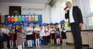 Pasowanie na ucznia w Szkole Podstawowej w Pasierbcu - zdjęcie 2