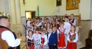 Spotkanie dla seniorów - wspólne rozmowy i wspomnienia - zdjęcie 2