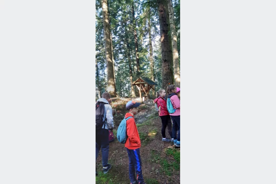 Uczniowie poznawali swoją okolicę - zdjęcie 3