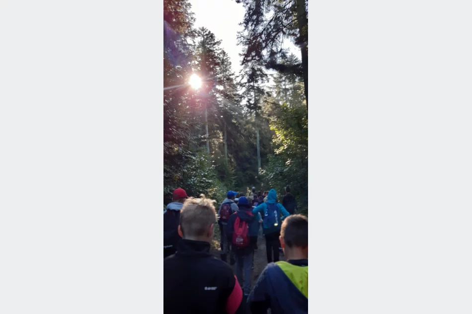 Uczniowie poznawali swoją okolicę - zdjęcie 5