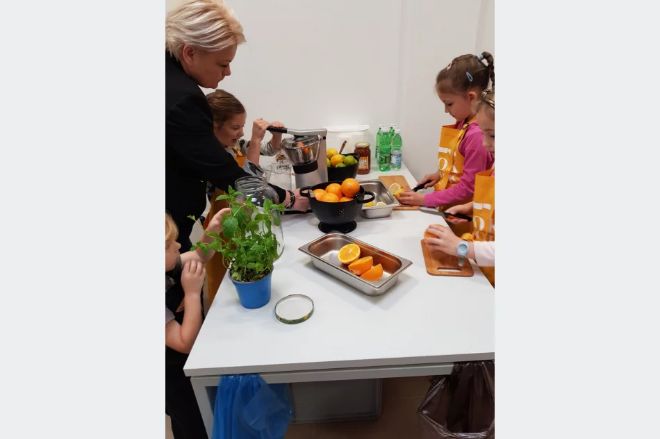 W Miejskiej Bibliotece Publicznej w Limanowej odbyła się „Noc Bibliotek” - zdjęcie 10