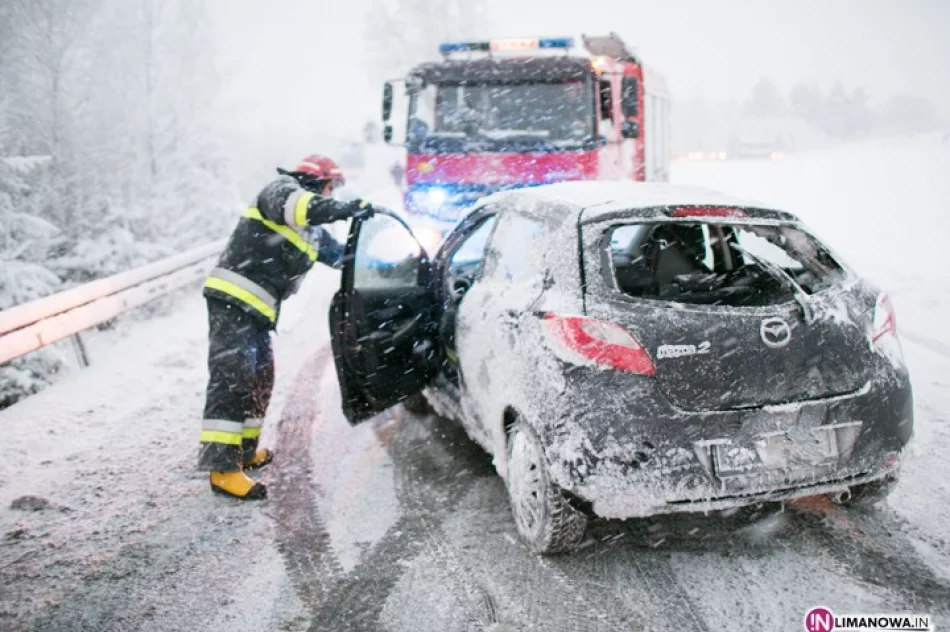 Dachowanie mazdy. Ślisko na drogach - zdjęcie 3