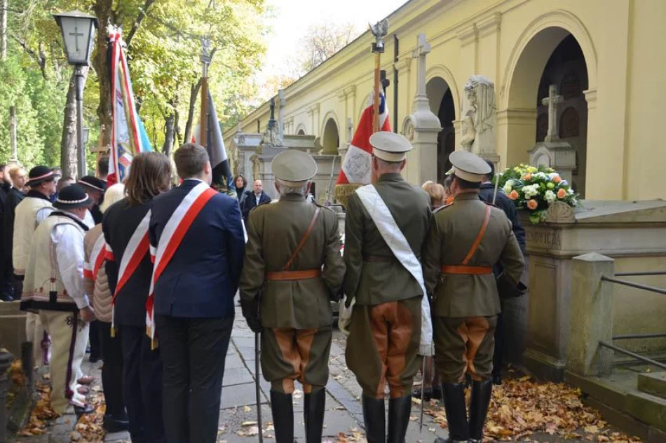 Reprezentanci miasta pożegnali honorową obywatelkę - zdjęcie 6