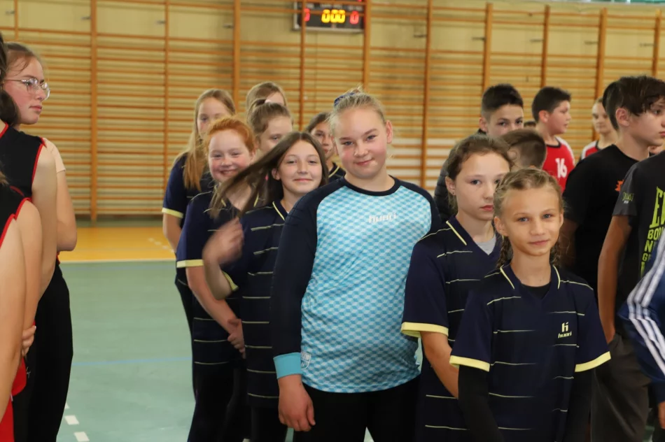 Mistrzostwa Gminy w Halowej Piłce Nożnej Dzieci rozstrzygnięte! - zdjęcie 6