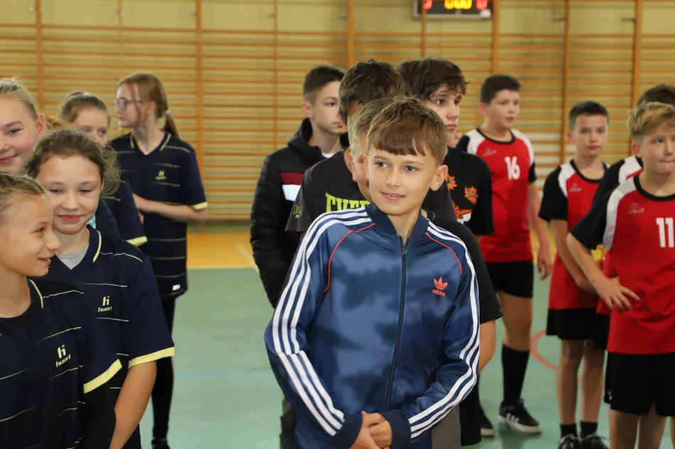 Mistrzostwa Gminy w Halowej Piłce Nożnej Dzieci rozstrzygnięte! - zdjęcie 7