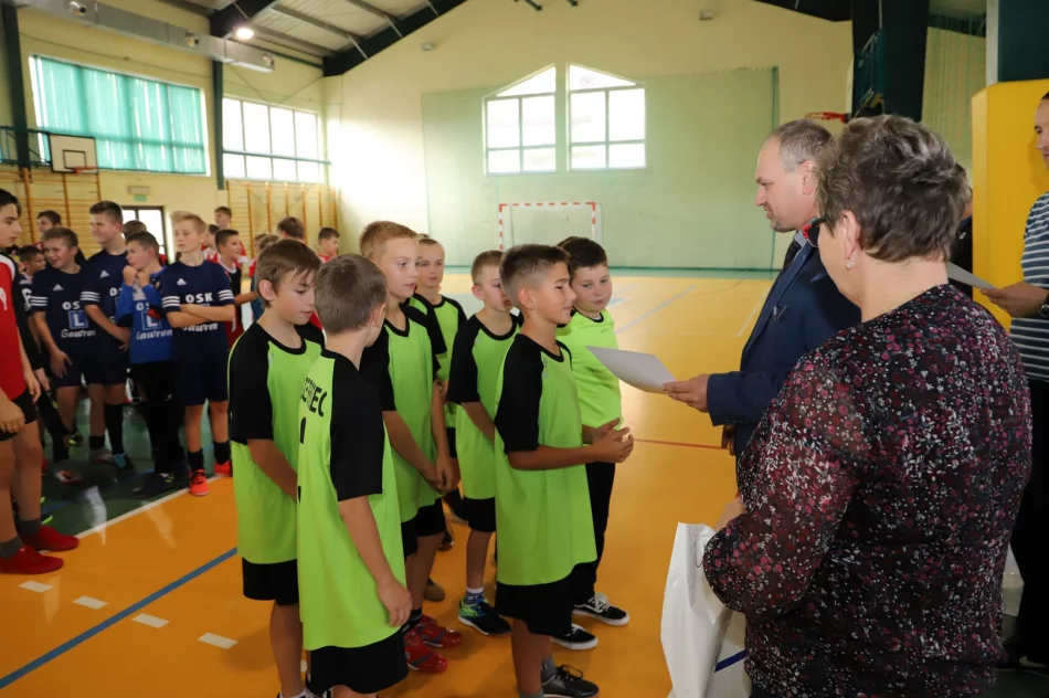 Mistrzostwa Gminy w Halowej Piłce Nożnej Dzieci rozstrzygnięte! - zdjęcie 20