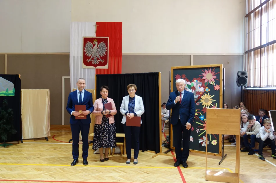 Dzień Edukacji Narodowej w Zespole Szkolno-Przedszkolnym nr 4 - zdjęcie 3