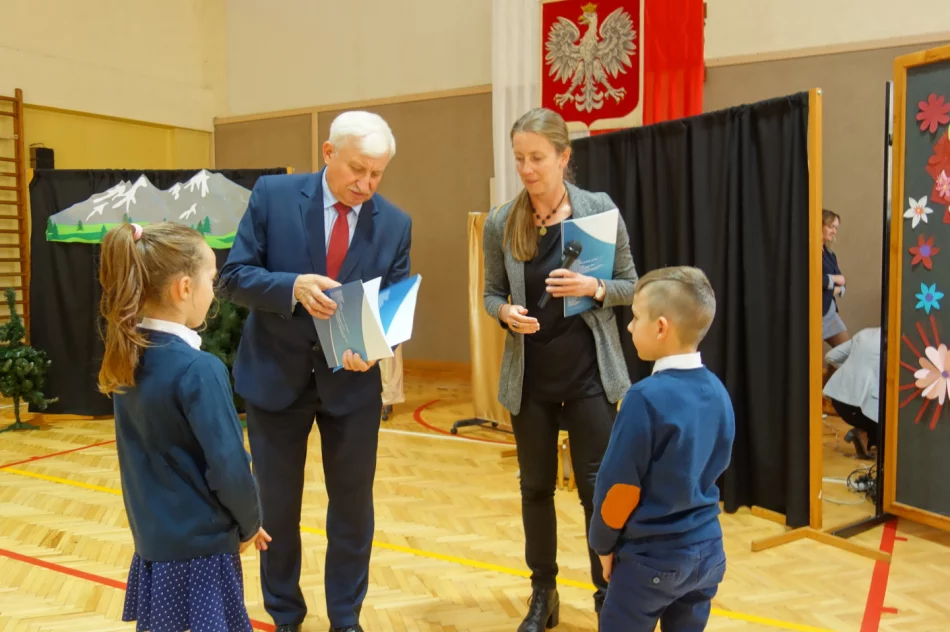 Dzień Edukacji Narodowej w Zespole Szkolno-Przedszkolnym nr 4 - zdjęcie 4