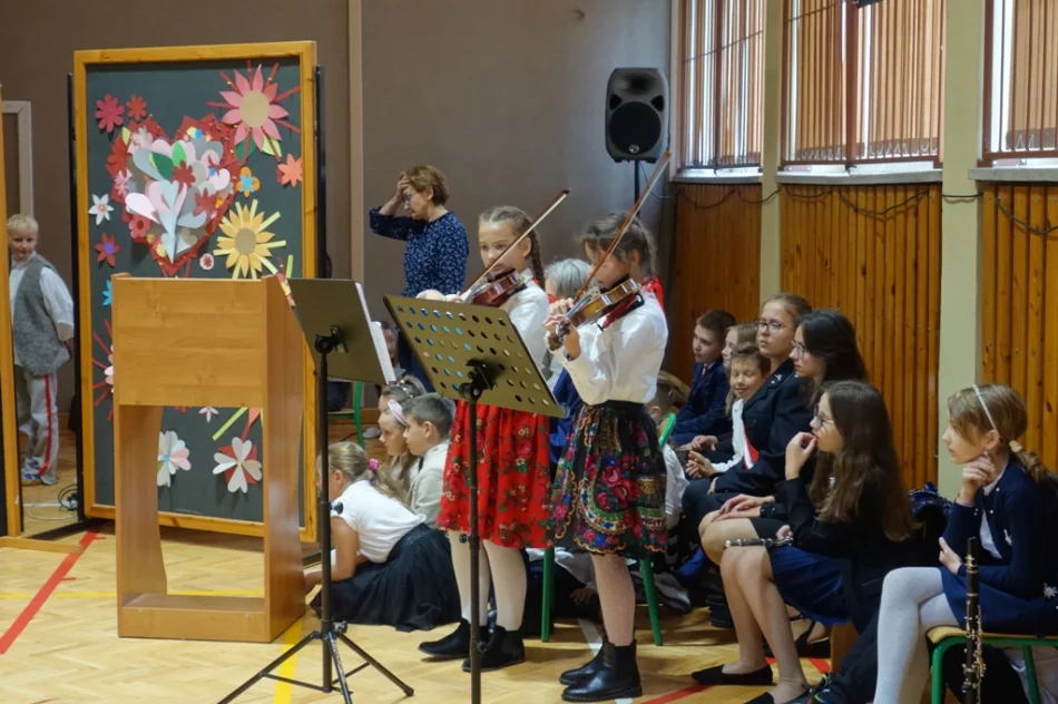 Dzień Edukacji Narodowej w Zespole Szkolno-Przedszkolnym nr 4 - zdjęcie 13