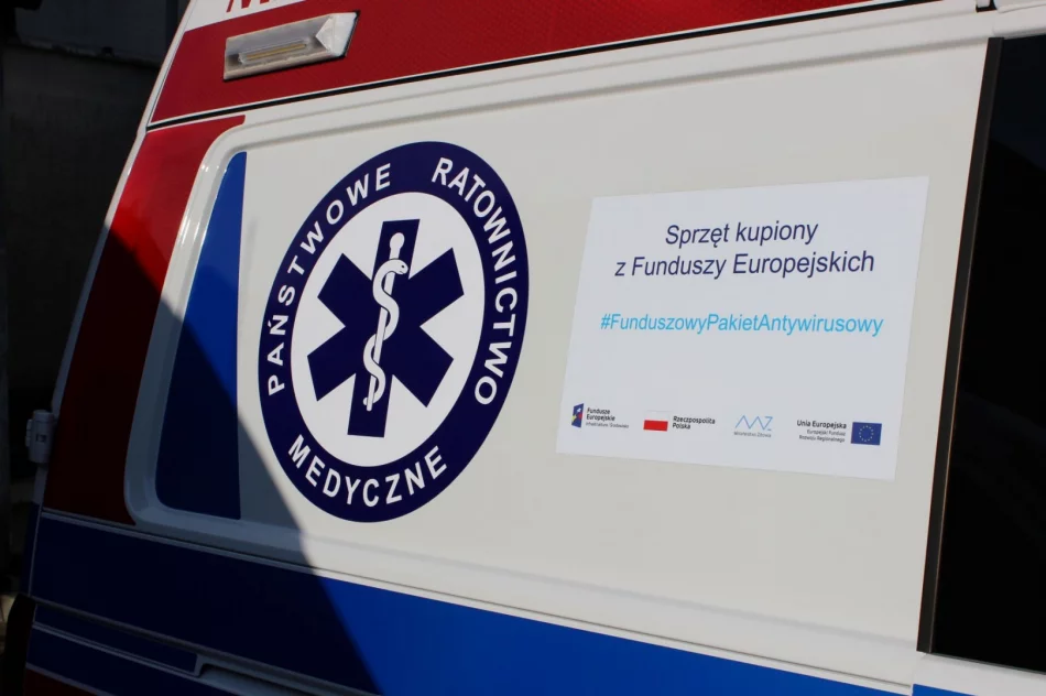 Poświęcono nową karetkę dla szpitala - zdjęcie 2