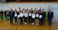 Uczniowie z najwyższą średnią ocen otrzymali stypendia - zdjęcie 5