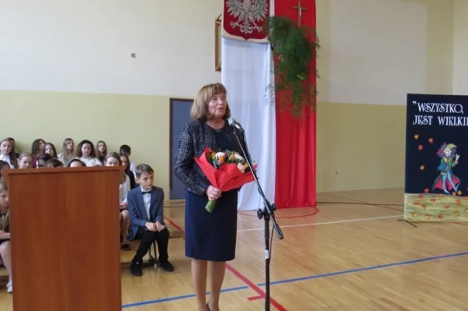 13 października Dzień Edukacji Narodowej świętowano w ZSP nr 1, SP nr 2 oraz SP nr 3 - zdjęcie 14