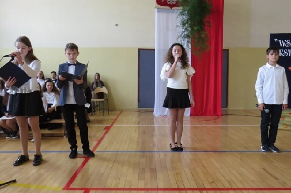 13 października Dzień Edukacji Narodowej świętowano w ZSP nr 1, SP nr 2 oraz SP nr 3 - zdjęcie 16