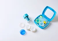 Soczewki kontaktowe - co warto wiedzieć przed ich zakupem? - zdjęcie główne