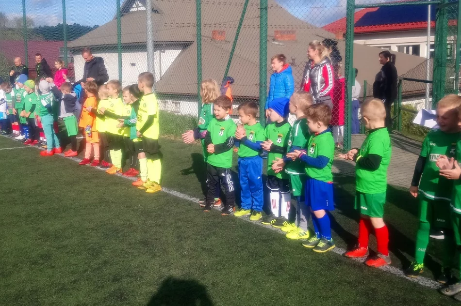 Piłkarska przyszłość naszego regionu zaprezentowała swoje umiejętności - zdjęcie 10