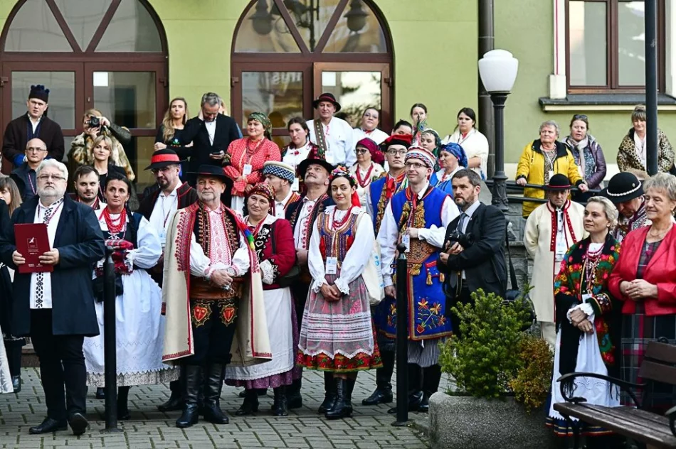 Ludowi artyści z Limanowszczyzny wyróżnieni - zdjęcie 4