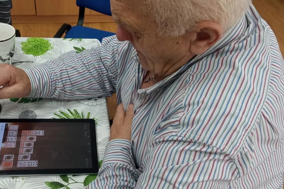 Projekt „Cyfrowa Małopolska” w Dziennym Domu „Senior+” w Limanowej - zdjęcie 14