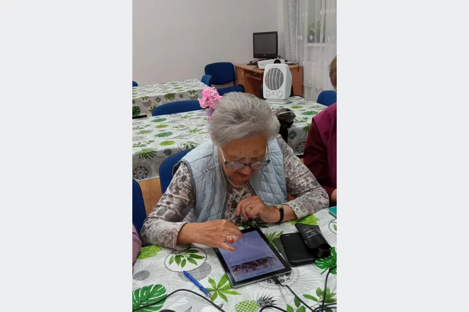 Projekt „Cyfrowa Małopolska” w Dziennym Domu „Senior+” w Limanowej - zdjęcie 16