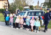 Spotkanie z policjantami w ramach programu „Bezpieczny przedszkolak” w MP nr 2 w Limanowej - zdjęcie główne