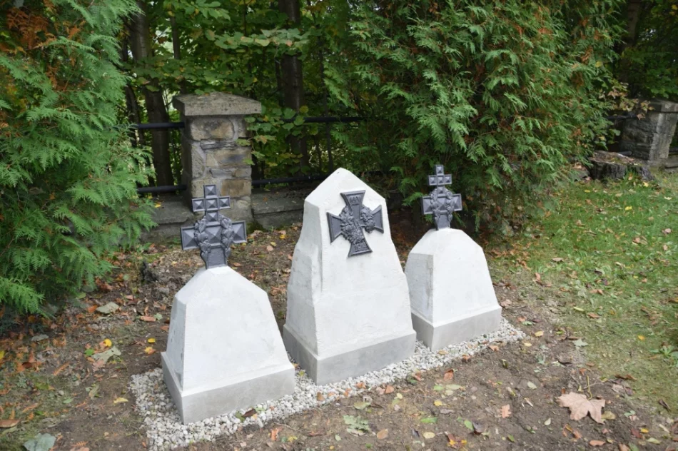 Zakończono prace na cmentarzu wojennym. Będzie kolejny wniosek o dofinansowanie - zdjęcie 4