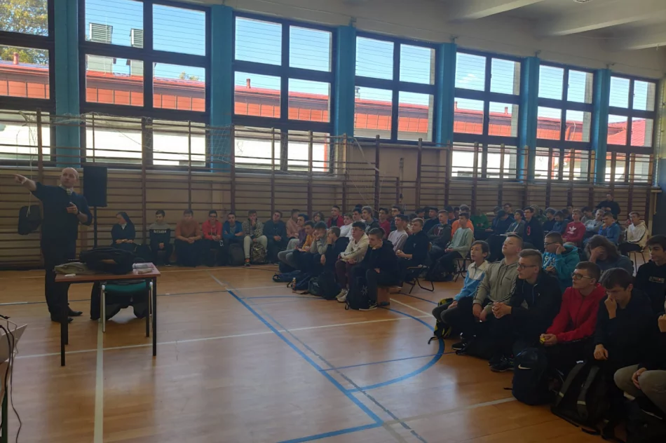 Misjonarze odwiedzili uczniów w limanowskich szkołach - zdjęcie 5