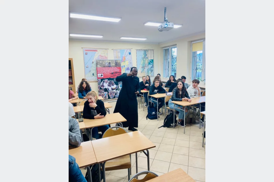 Misjonarze odwiedzili uczniów w limanowskich szkołach - zdjęcie 13