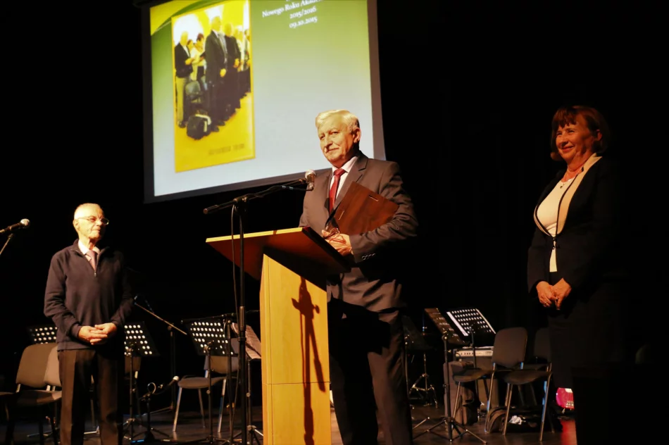 10-lecie Limanowskiego Uniwersytetu Trzeciego Wieku - zdjęcie 2