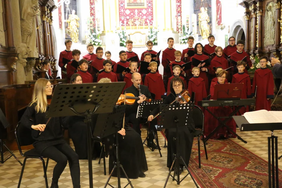 Chór Chłopięcy Bazyliki Matki Boskiej Bolesnej świętował Jubileusz 30-lecia działalności - zdjęcie 14