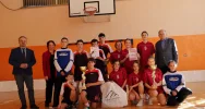SP nr 2 w Stara Wsi Mistrzami Gminy Limanowa w unihokeju wśród młodzieży - zdjęcie 3