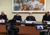  Wizyta ad limina w Watykanie. Bp Andrzej Jeż o współczesnej rodzinie na południu Polski - zdjęcie główne