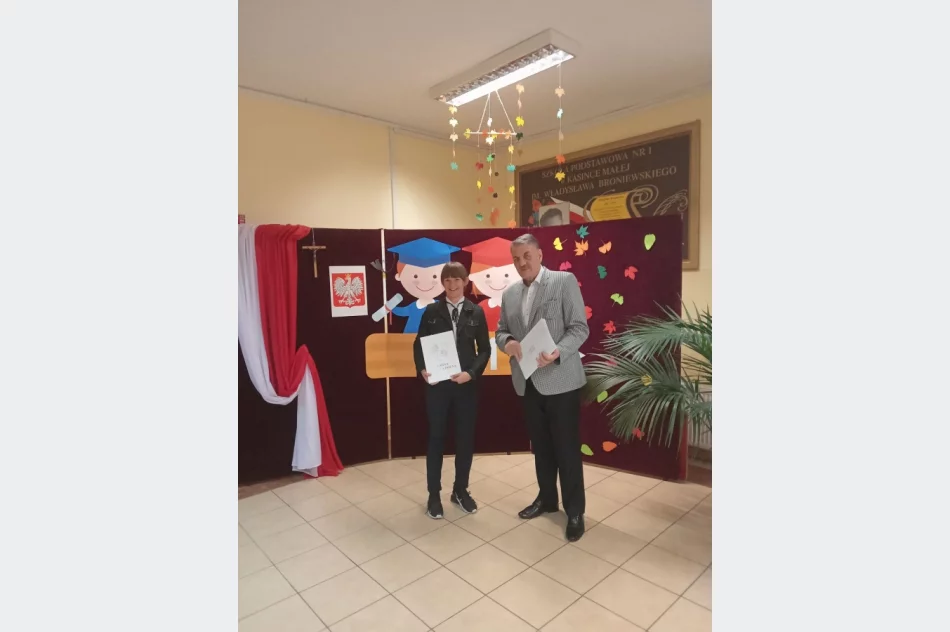 Najzdolniejsi uczniowie nagrodzeni stypendiami wójta - zdjęcie 3