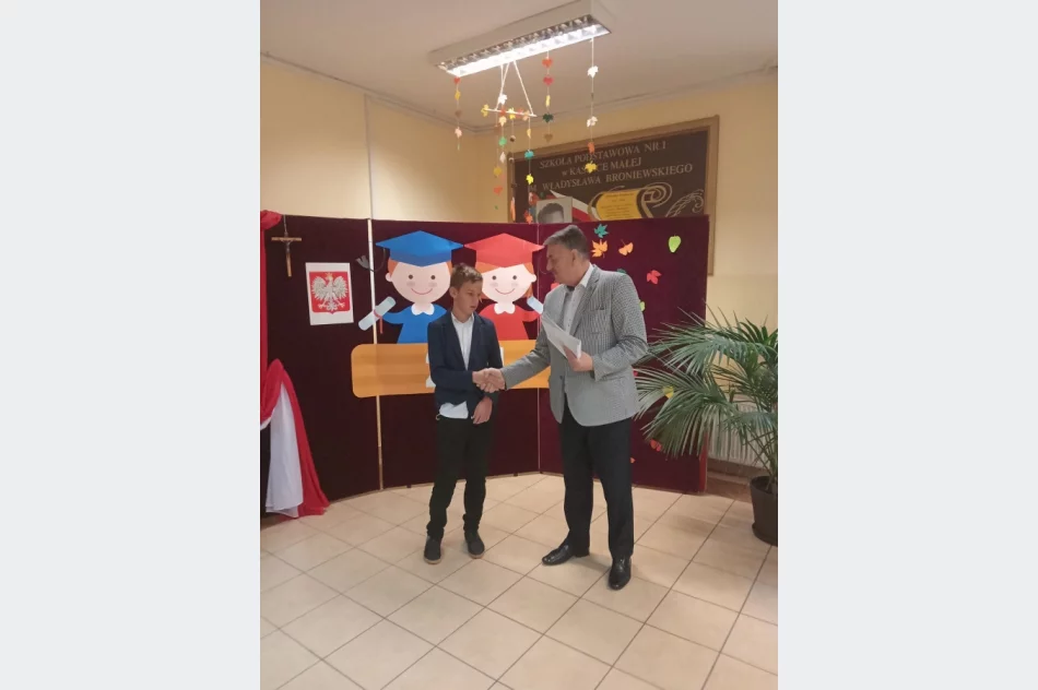 Najzdolniejsi uczniowie nagrodzeni stypendiami wójta - zdjęcie 8
