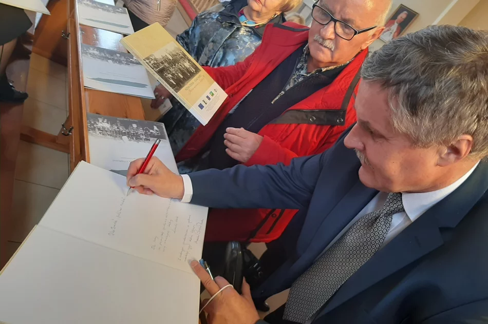 Otwarcie wystawy oraz promocja albumu pt. „Nowa Ziemia – Stare Niebo. Historia Męcinian w Lipkach” - zdjęcie 9