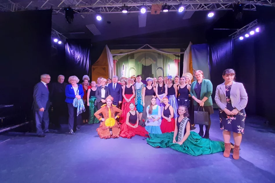 Otwarcie wystawy oraz promocja albumu pt. „Nowa Ziemia – Stare Niebo. Historia Męcinian w Lipkach” - zdjęcie 13