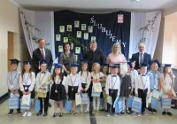 Ślubowanie pierwszoklasistów w Szkole Podstawowej Nr 2 w Męcinie - zdjęcie główne