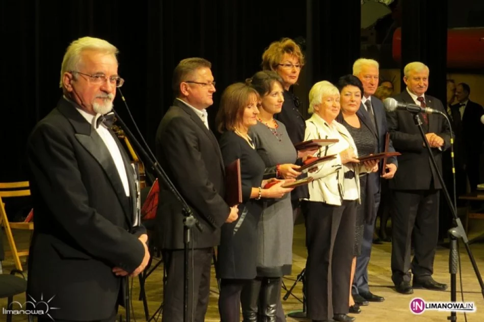 Sala wypełniła się po brzegi - zdjęcie 4